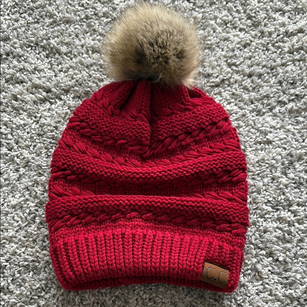 🟡 BOGO C.C Beanie Hat w/Pom (Tilted Stitch)